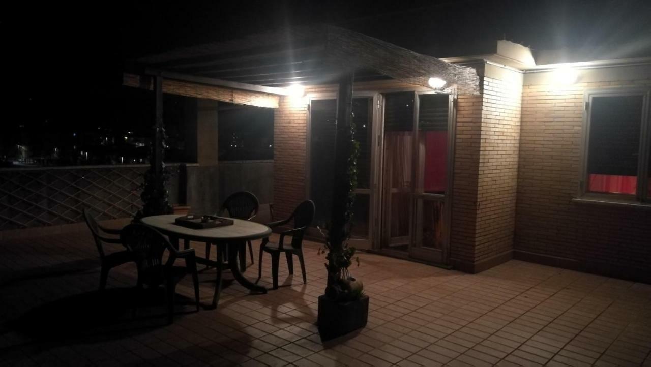 Attico A Barberino Di Mugello Apartment Luaran gambar